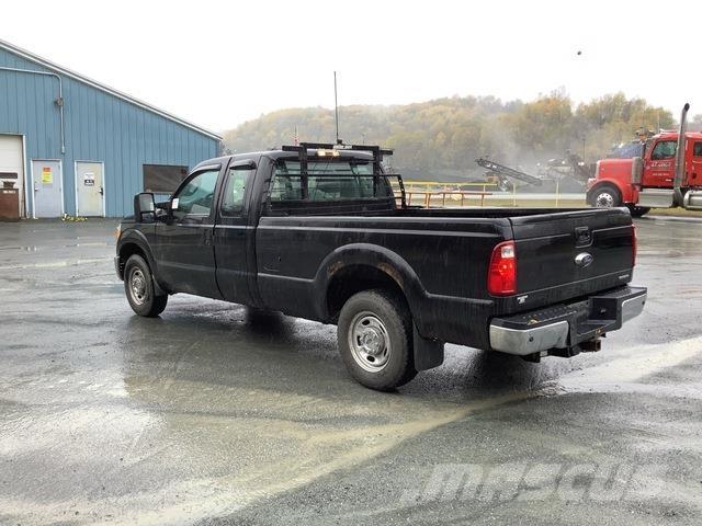 Ford F-250 픽업/드롭사이드