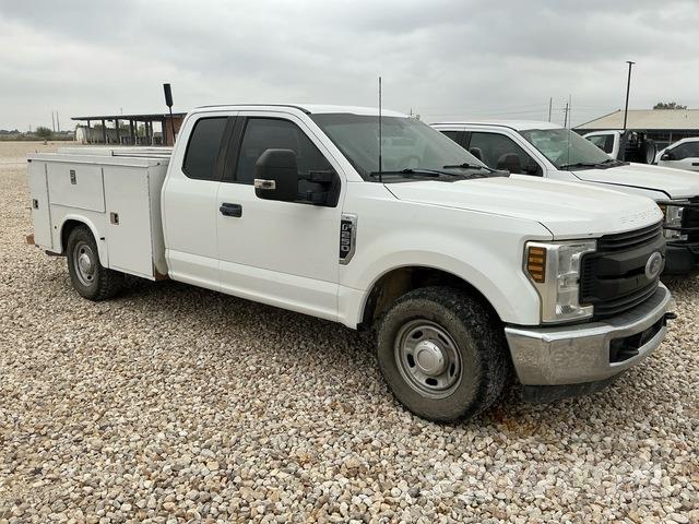 Ford F-250 픽업/드롭사이드
