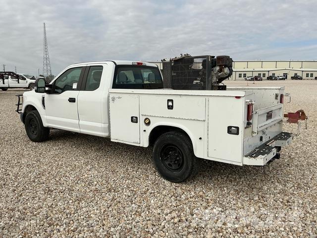 Ford F-250 픽업/드롭사이드