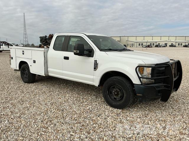 Ford F-250 픽업/드롭사이드