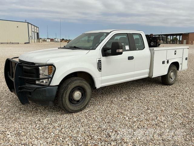 Ford F-250 픽업/드롭사이드