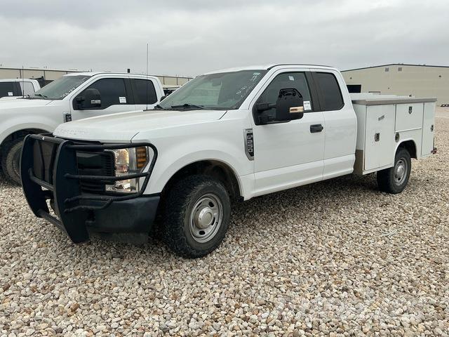 Ford F-250 픽업/드롭사이드