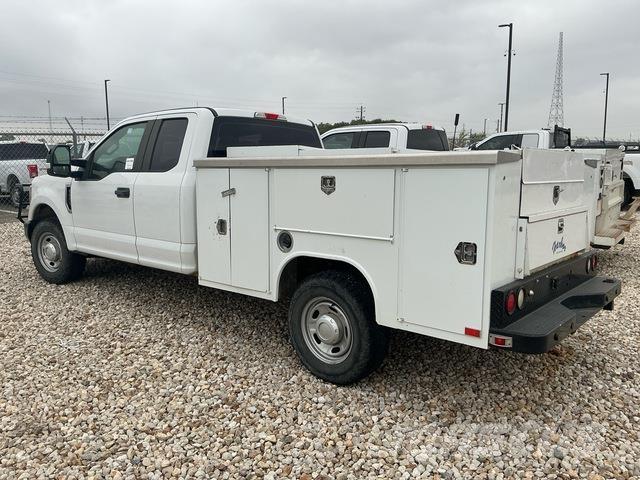 Ford F-250 픽업/드롭사이드