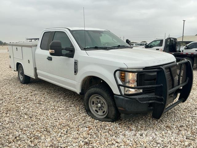 Ford F-250 픽업/드롭사이드