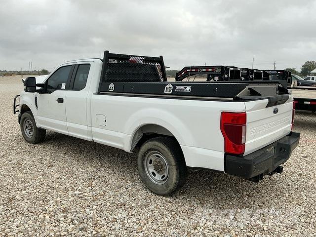 Ford F-250 픽업/드롭사이드