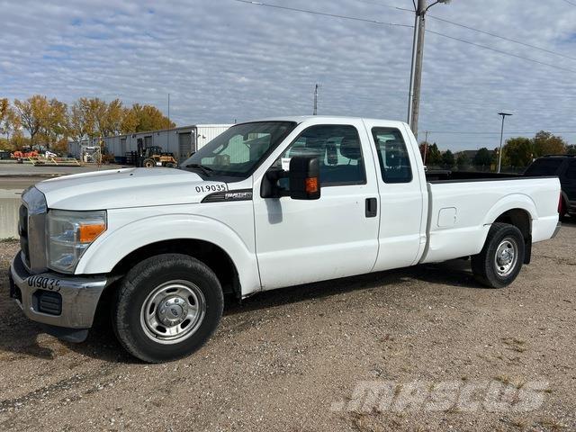 Ford F-250 픽업/드롭사이드