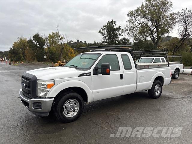 Ford F-250 픽업/드롭사이드