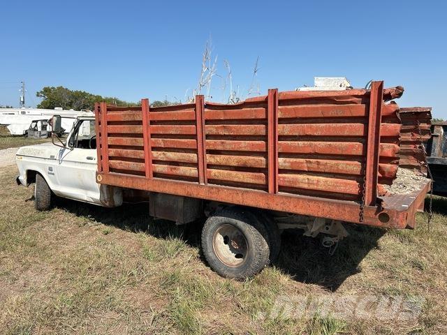 Ford F-350 덤프 트럭