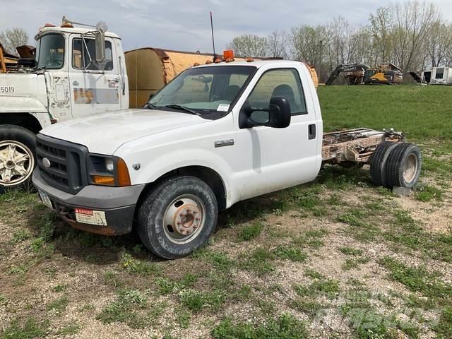 Ford F-350 캐빈 및 인테리어