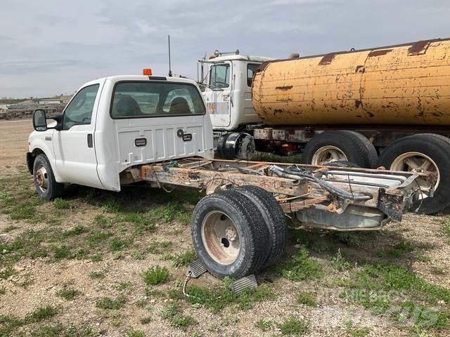 Ford F-350 캐빈 및 인테리어