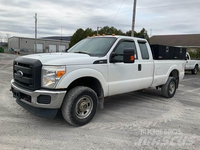 Ford F-350 기타