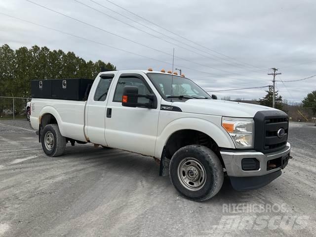 Ford F-350 기타