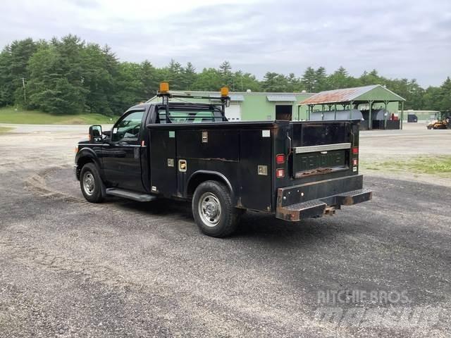 Ford F-350 픽업/드롭사이드