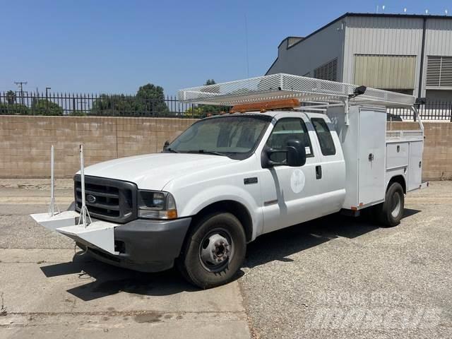 Ford F-350 시립/다목적 차량