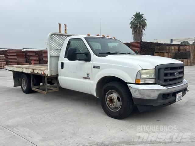 Ford F-350 플랫베드/드롭사이드 트럭