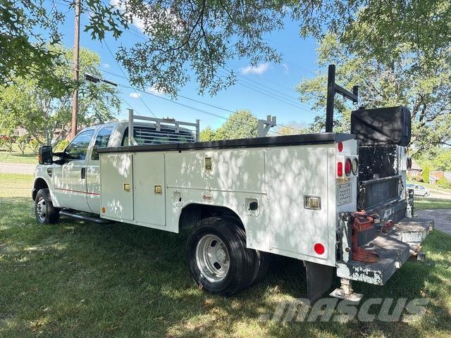 Ford F-350 시립/다목적 차량