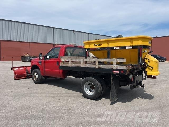 Ford F-350 플랫베드/드롭사이드 트럭