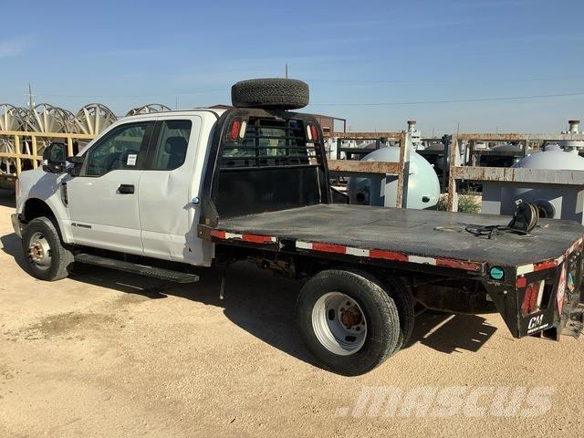 Ford F-350 플랫베드/드롭사이드 트럭