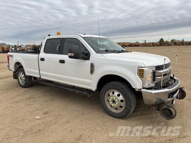 Ford F-350 픽업/드롭사이드