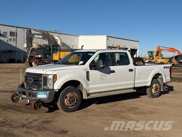 Ford F-350 픽업/드롭사이드