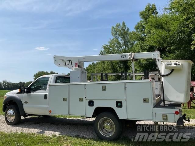 Ford F-450 트럭 탑재 고소작업대