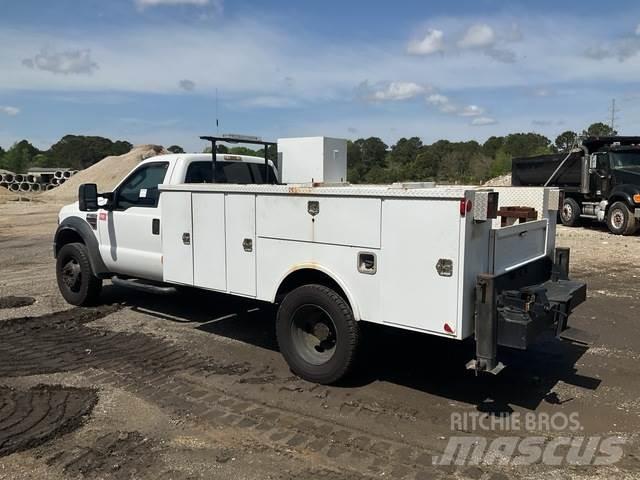Ford F-450 시립/다목적 차량