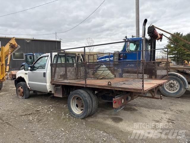 Ford F-450 플랫베드/드롭사이드 트럭