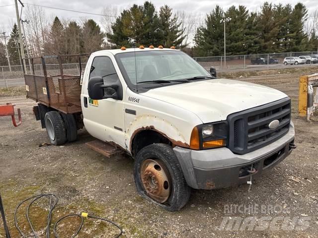 Ford F-450 플랫베드/드롭사이드 트럭