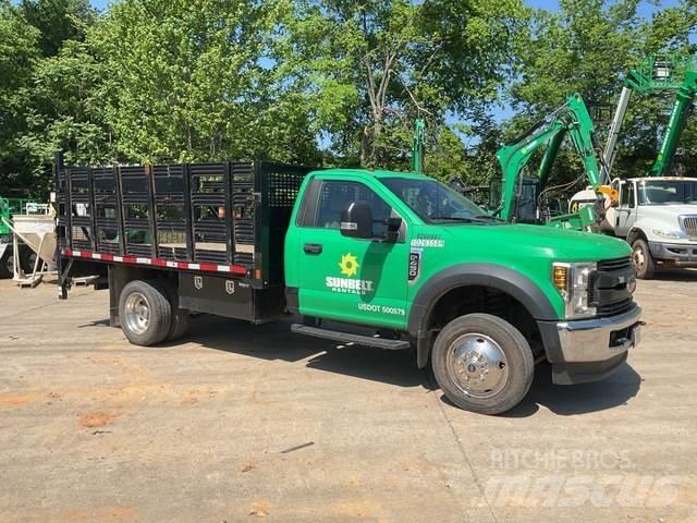 Ford F-450 플랫베드/드롭사이드 트럭
