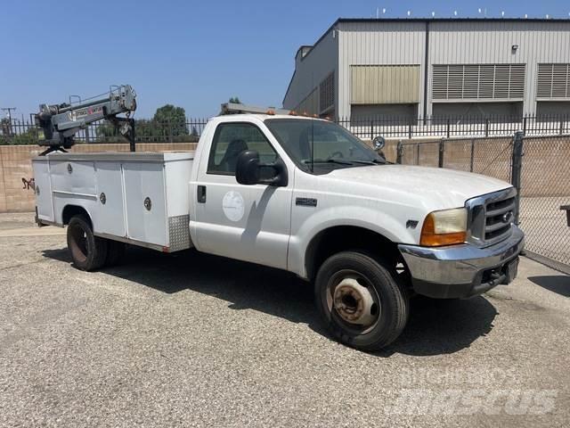 Ford F-450 시립/다목적 차량