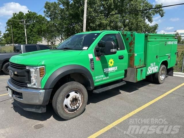 Ford F-450 시립/다목적 차량