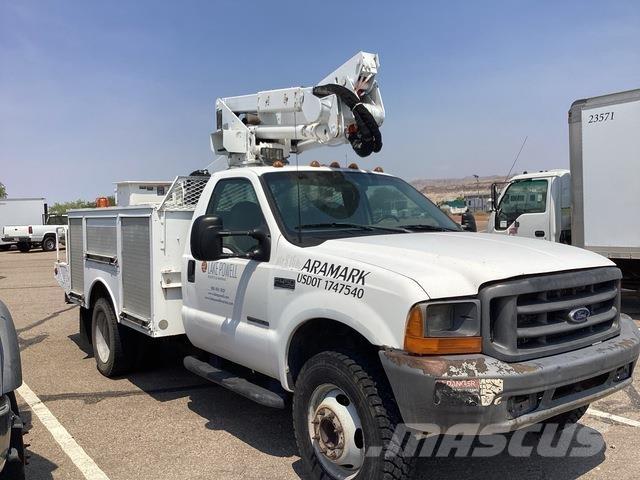 Ford F-450 트럭 탑재 고소작업대