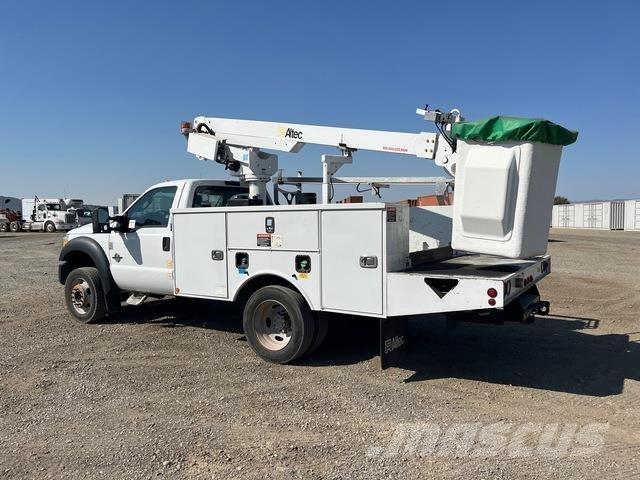 Ford F-450 트럭 탑재 고소작업대