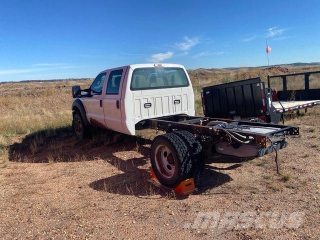 Ford F-450 캐빈 및 인테리어