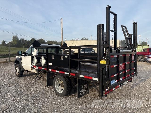 Ford F-450 플랫베드/드롭사이드 트럭