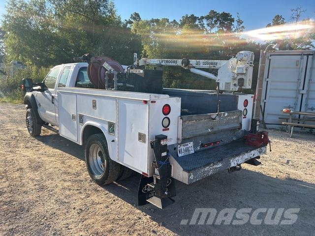 Ford F-450 시립/다목적 차량