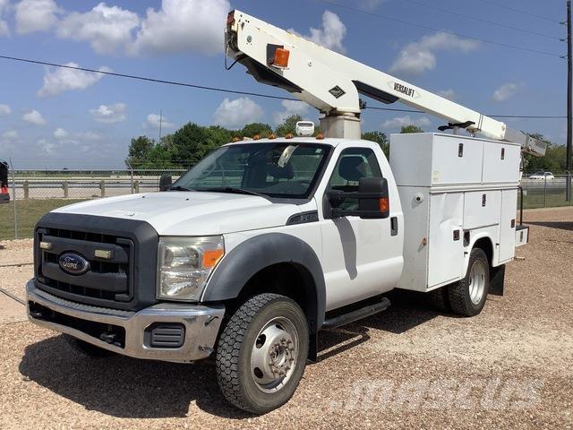 Ford F-450 트럭 탑재 고소작업대