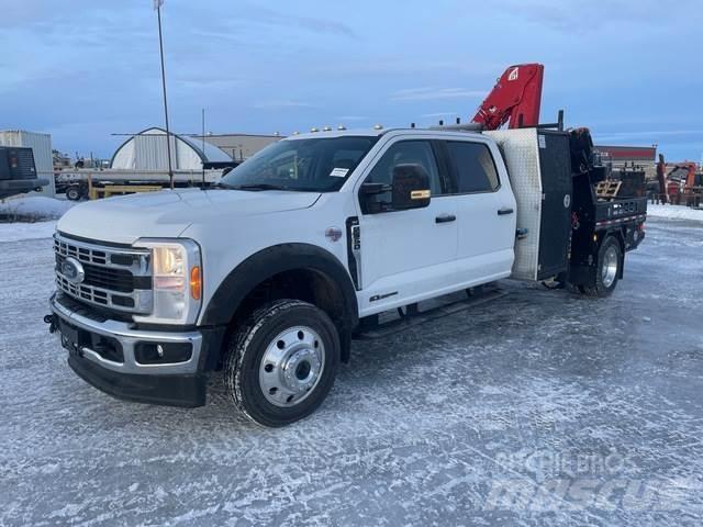 Ford F-550 기타 트럭