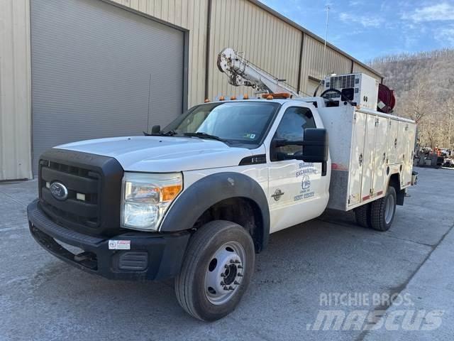 Ford F-550 시립/다목적 차량