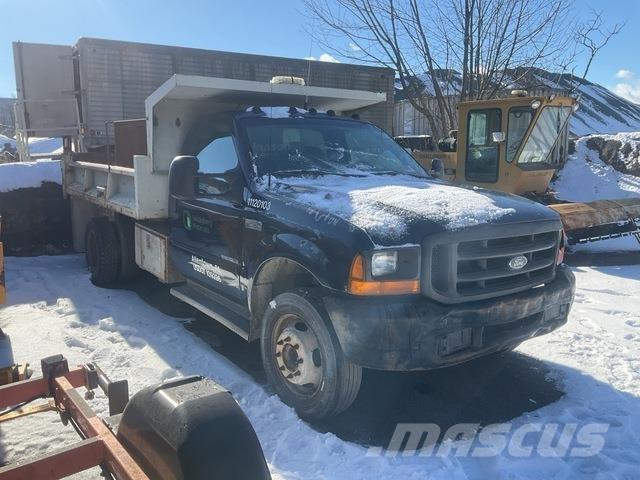 Ford F-550 덤프 트럭