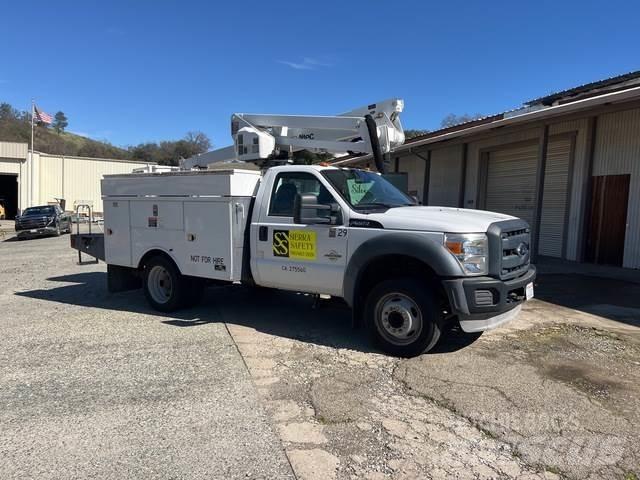 Ford F-550 트럭 탑재 고소작업대