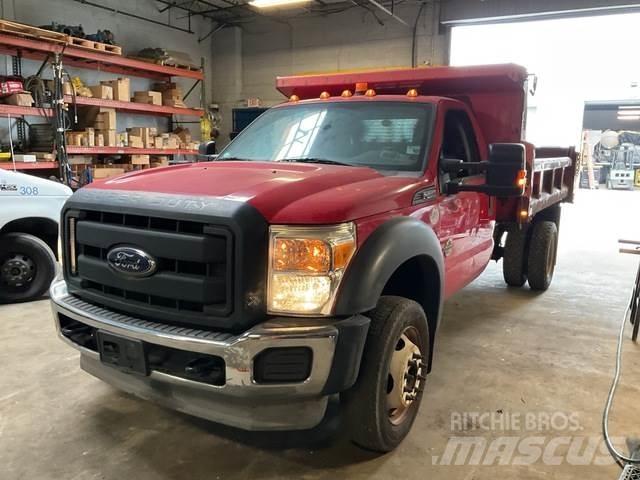 Ford F-550 덤프 트럭