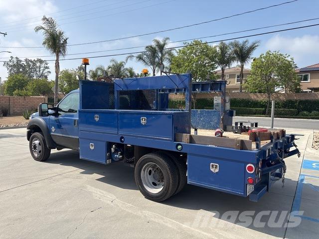 Ford F-550 픽업/드롭사이드