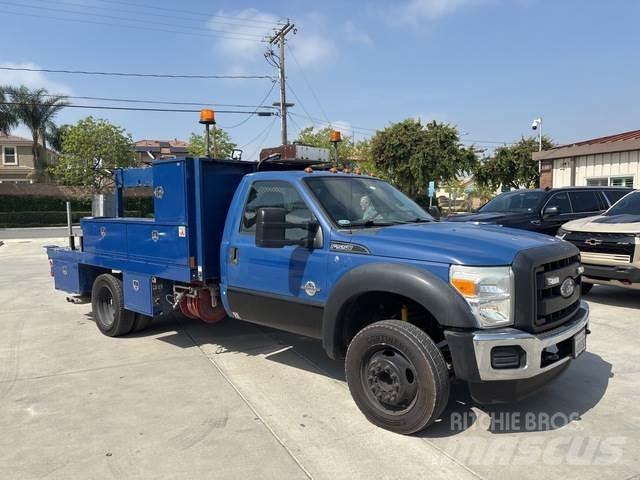 Ford F-550 픽업/드롭사이드