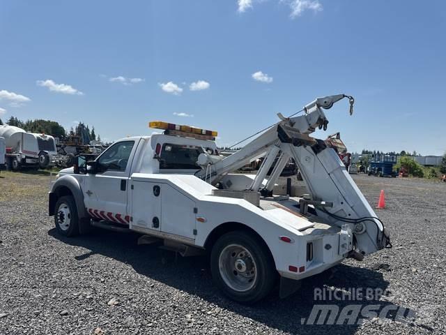 Ford F-550 회수 차량