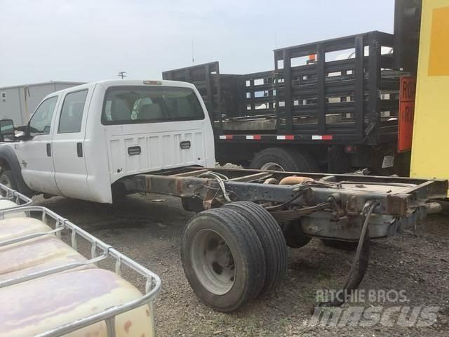 Ford F-550 캐빈 및 인테리어