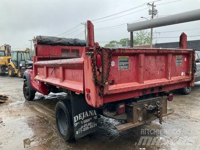 Ford F-550 덤프 트럭