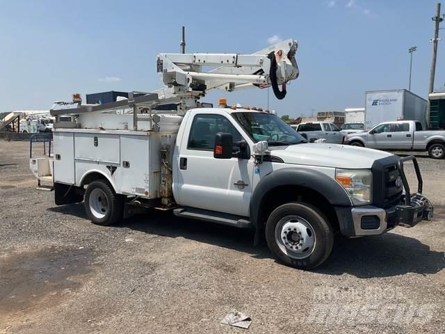 Ford F-550 기타 트럭