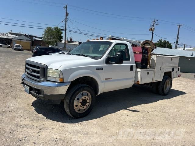 Ford F-550 시립/다목적 차량