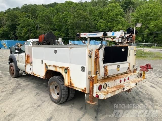 Ford F-550 시립/다목적 차량